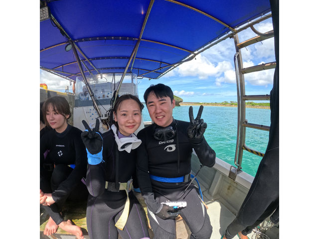 ボートでの移動は片道10分くらいです!
ドキドキ、ワクワクの時間です!_ダイビングショップ 燈Akari