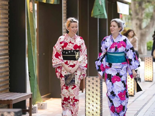 富士山とレトロ商店街が素敵と人気の冨士𠮷田市。着物姿でそぞろ歩くには最適。当スタジオで格安レンタル。着付込みですので安心してご利用いただけます。_ブライダルサロンメグミ