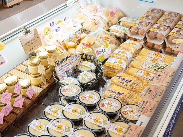 卵焼きは土曜限定で焼きたてを販売!朝9時から10時はホカホカ厚焼玉子が狙い目♪_阪本鶏卵