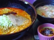 しもがも担々麺の写真1