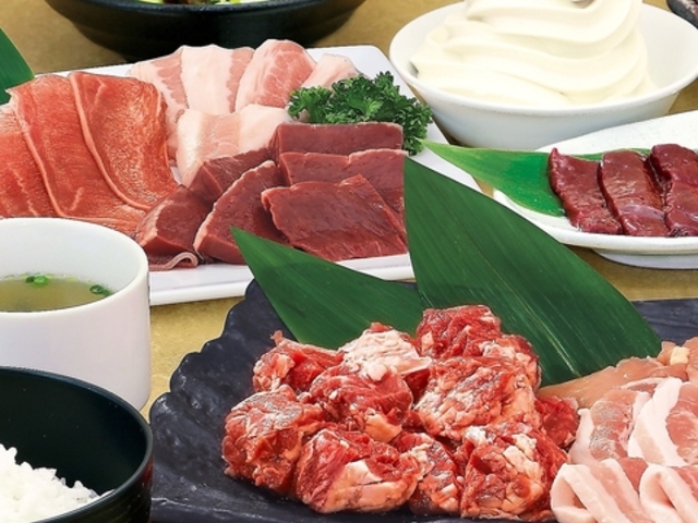 焼肉 ウエスト 志免店の写真1