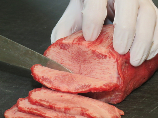 炭火焼肉 ホルモン 裏ネバーランドの写真1