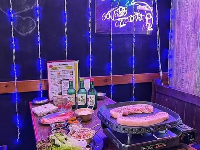 サムギョプサル&韓国チキン プルタッチキンの写真1