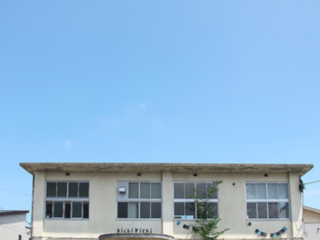 木津川市情報発信基地 キチキチカフェ 理科準備室の写真1