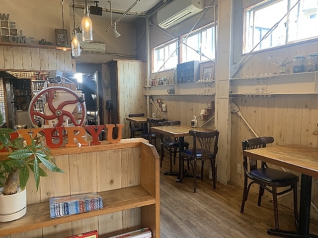 リュリュ 本山店の写真1