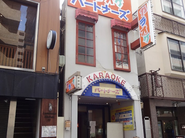 カラオケパートナーズ川崎店の写真1