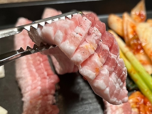 サムギョプサルと韓国料理 くるくる 習志野の写真1