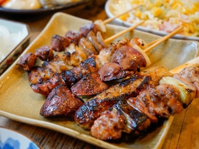 炭火焼鳥 味み家の写真1