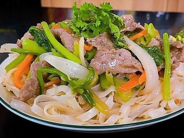 本格ベトナム料理 PHO TUOI OHAYO ODAWARA 小田原の写真1