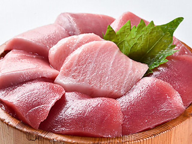 糸島食堂 唐津おさかな村店の写真1