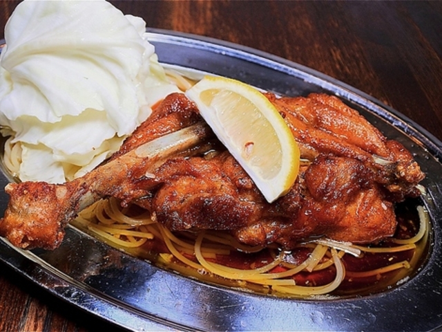 骨付鳥 呼鶏呼光の写真1