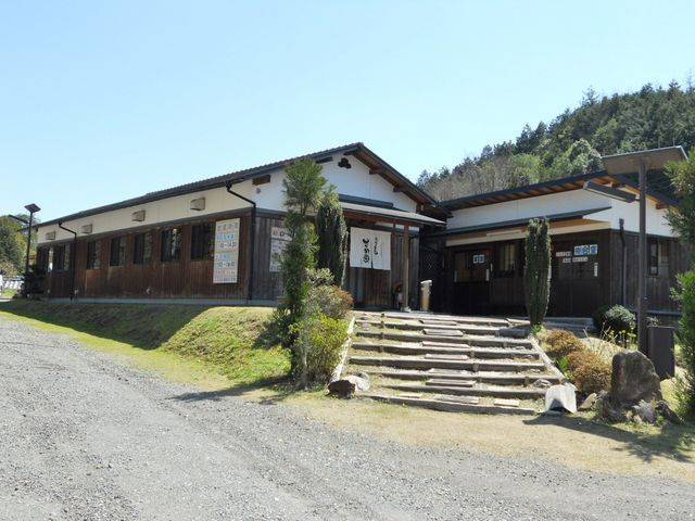 本場讃岐うどん さか栄
