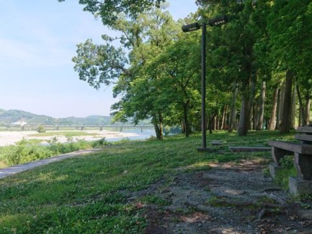 波川公園