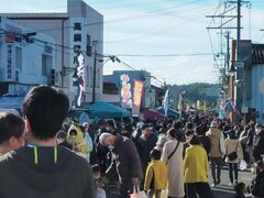 定期朝市 トロントロン軽トラ市の写真1