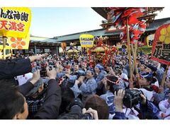 御神幸祭報賽祭 天神おんな神輿の写真1
