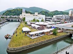 油津キャナルマルシェの写真1