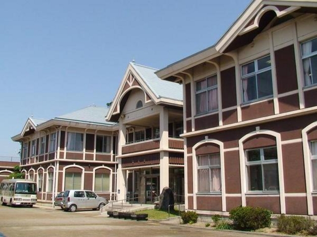 ひっちぃさんの【メルヘン建築】特別養護老人ホーム清楽園の投稿写真1