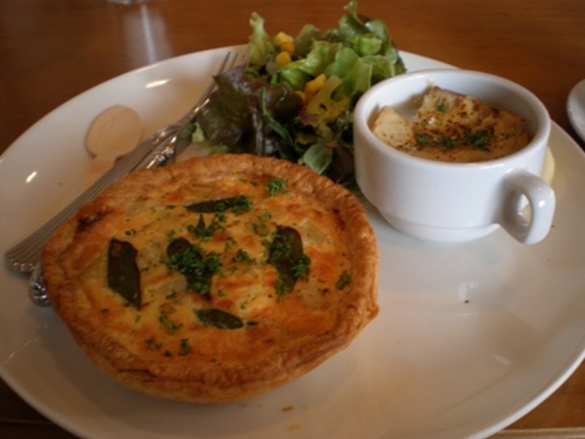 キッシュランチ_ル・ポミエ