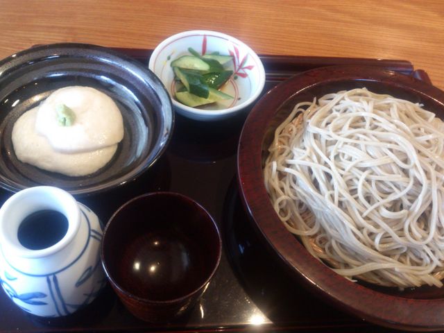蕎麦切り あなざわ