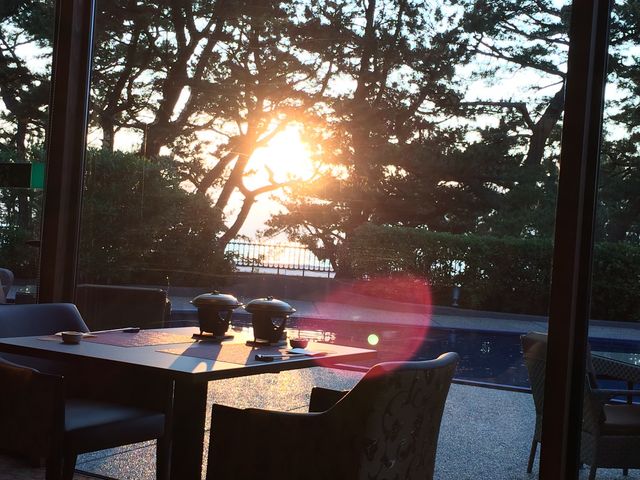 ホテルでの夕食の際撮影_慶野松原海水浴場