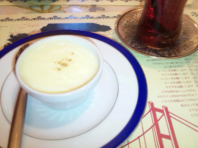 ライス入りプリン_トルコ料理 ボスボラスハサン 新宿2丁目