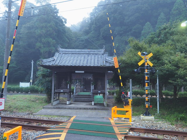 犬次神社_犬次神社