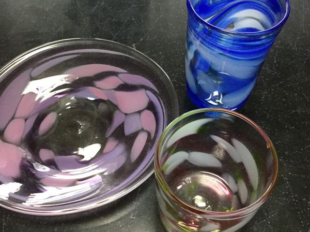 これに母の作ったお皿もステキでした_ガラス工房 元