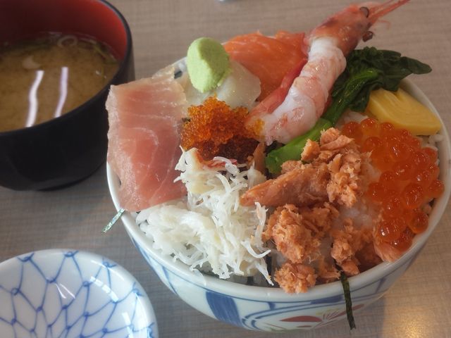 ゆうさんの函館 朝市食堂 二番館の投稿写真1