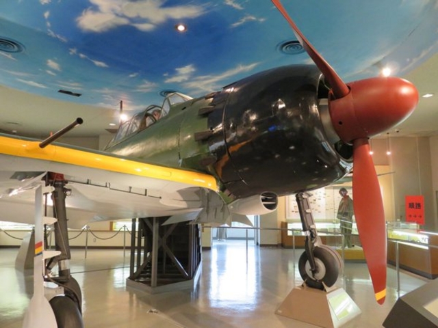 鹿屋航空基地史料館 ゼロ戦_鹿屋航空基地史料館