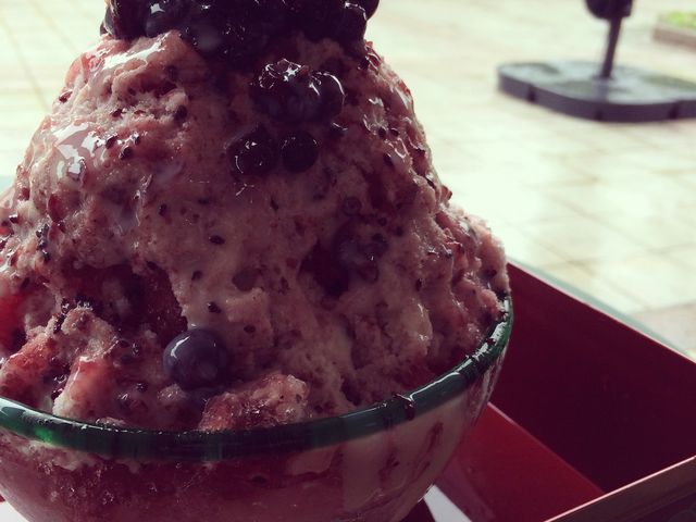 木いちごとスグリとミルク_腰掛庵