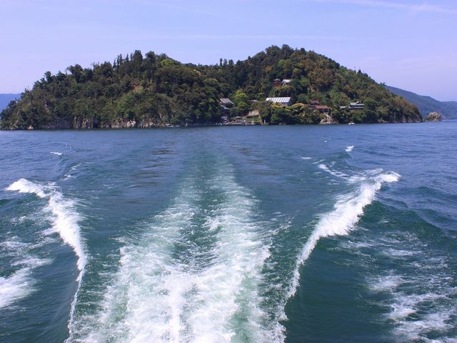竹生島をあとにして_オーミマリン彦根港