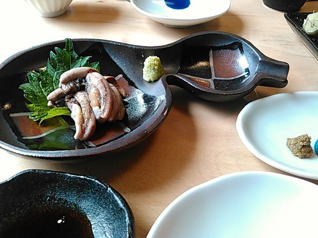 鰻の肝はわさび醤油で_友栄