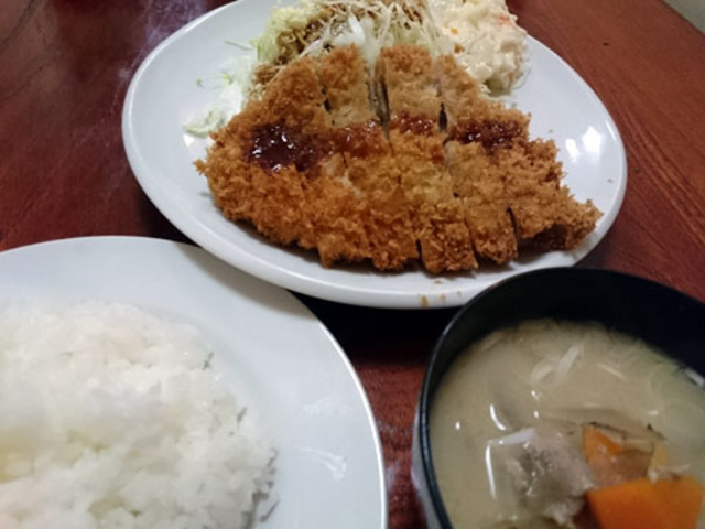 ランチカツ_とんかつ燕楽