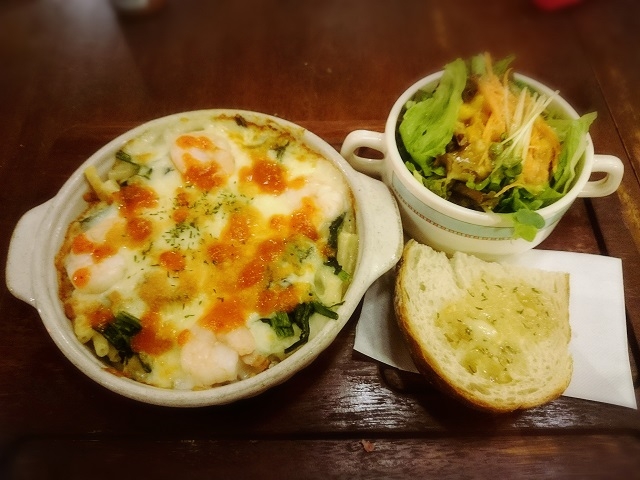 エビとほうれん草のグラタン_ブレーメン