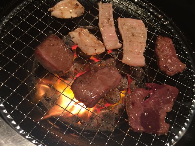 ホルモン_トラジ イクスピアリ店 焼肉