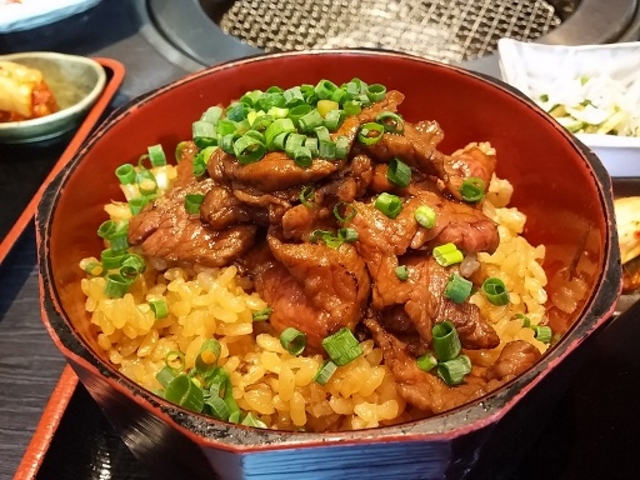 牛ひつまぶし(アップ)_米沢牛焼肉 仔虎