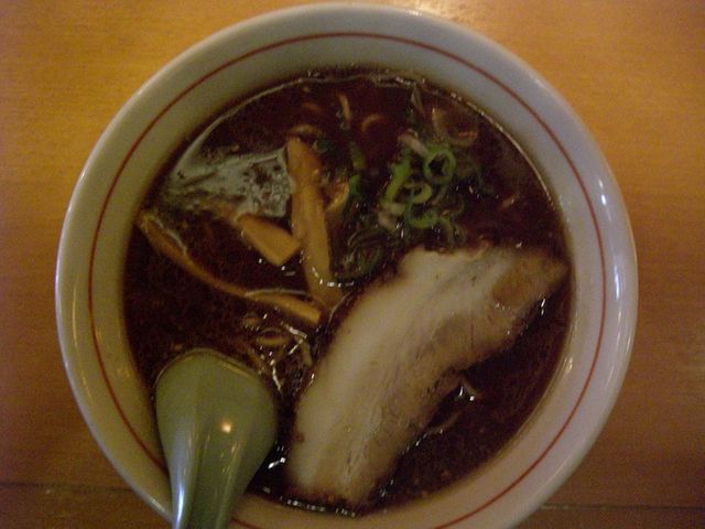 ハーフ醤油_いってつ庵 まつ田 ラーメン村店