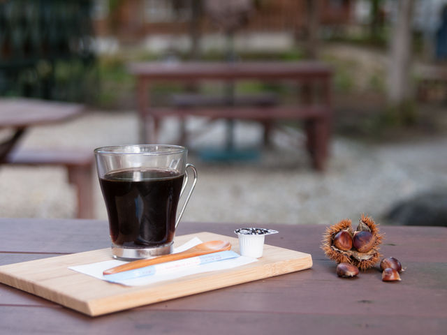 トータルの雰囲気でホットコーヒーの旨さも格別_那須高原パンのいえ クーロンヌ