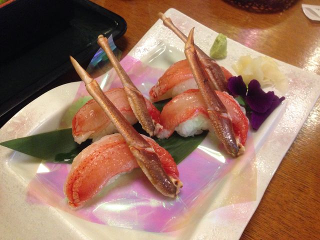 生ずわいがにのにぎり寿司_長岡甲羅本店