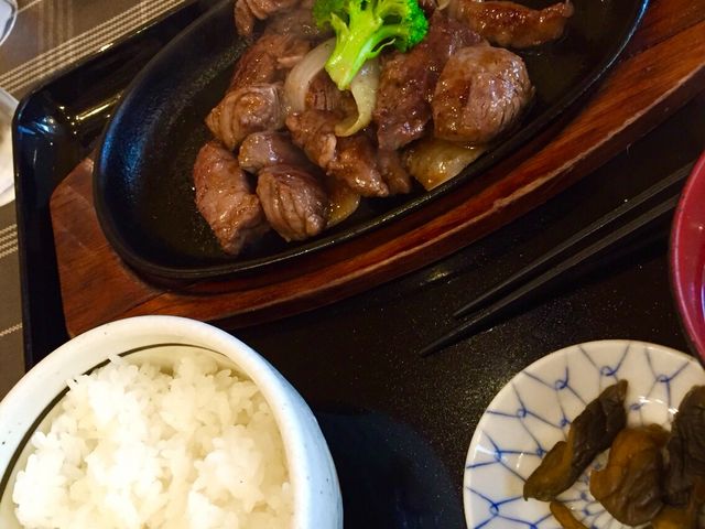 那須の有名店みたいです!ぜひ!_ステーキハウス寿楽 本店