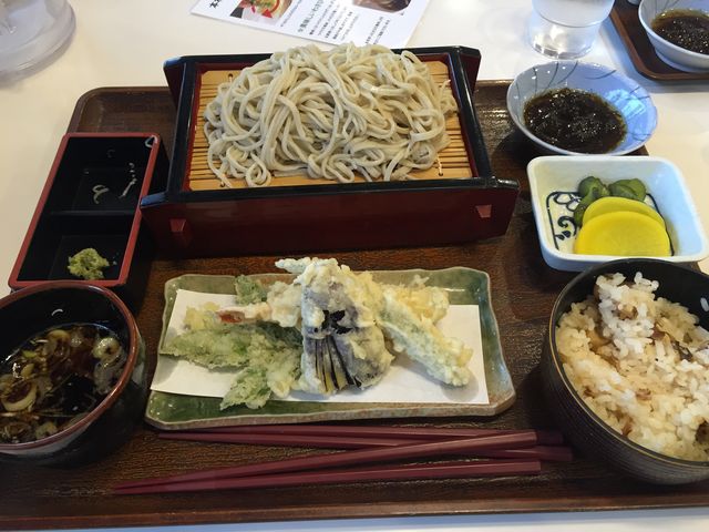 自分で打ったお蕎麦は格別に美味しいです。_そば打ち体験 観音亭