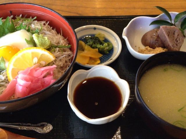 ちりめん丼_日向サンパーク