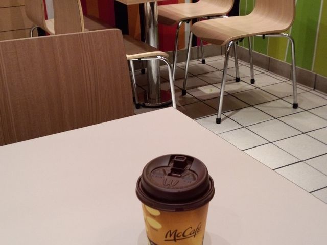 コーヒー_マクドナルド高槻富田店