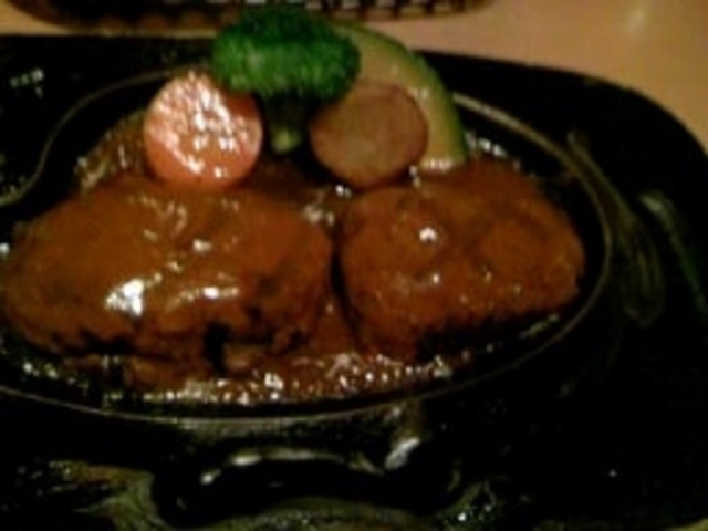 ハンバーグです_炭焼きレストランさわやか 富士鷹岡店