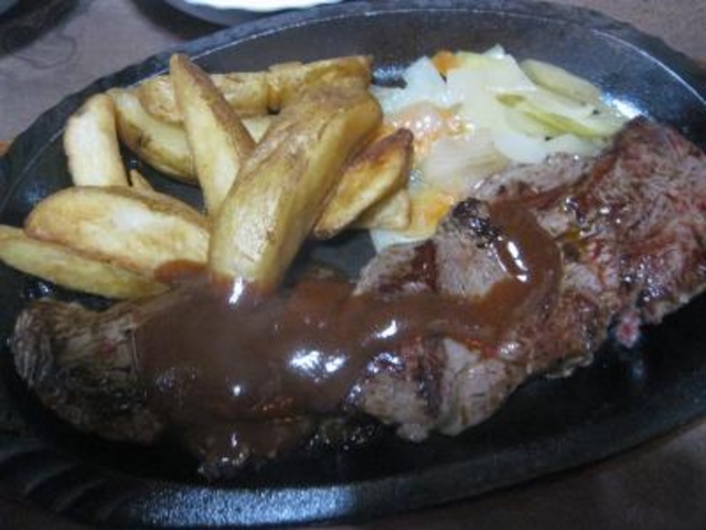ニューヨークステーキ_ステーキハウス金松レストラン 北谷本店