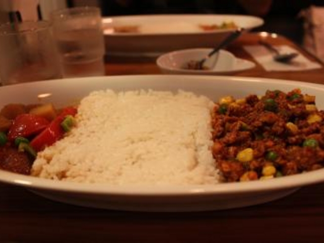 スパイスたっぷりカレー_CURRY UP