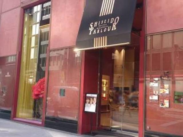 外観もステキ_資生堂パーラー 銀座本店ショップ