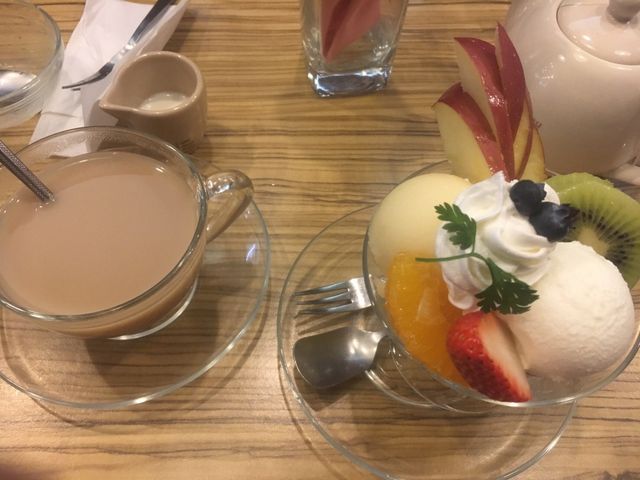 パフェです_くだもの専門店 ヤオカネ