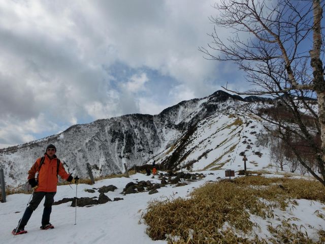赤薙山、丸山への分岐点。_日光市霧降高原キスゲ平園地 霧降高原レストハウス