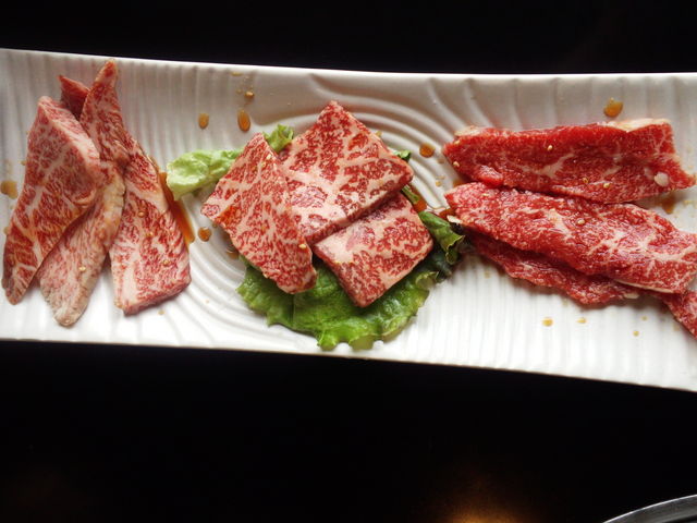 上州和牛三昧は、カルビとロースとはらみでした。_したつづみ